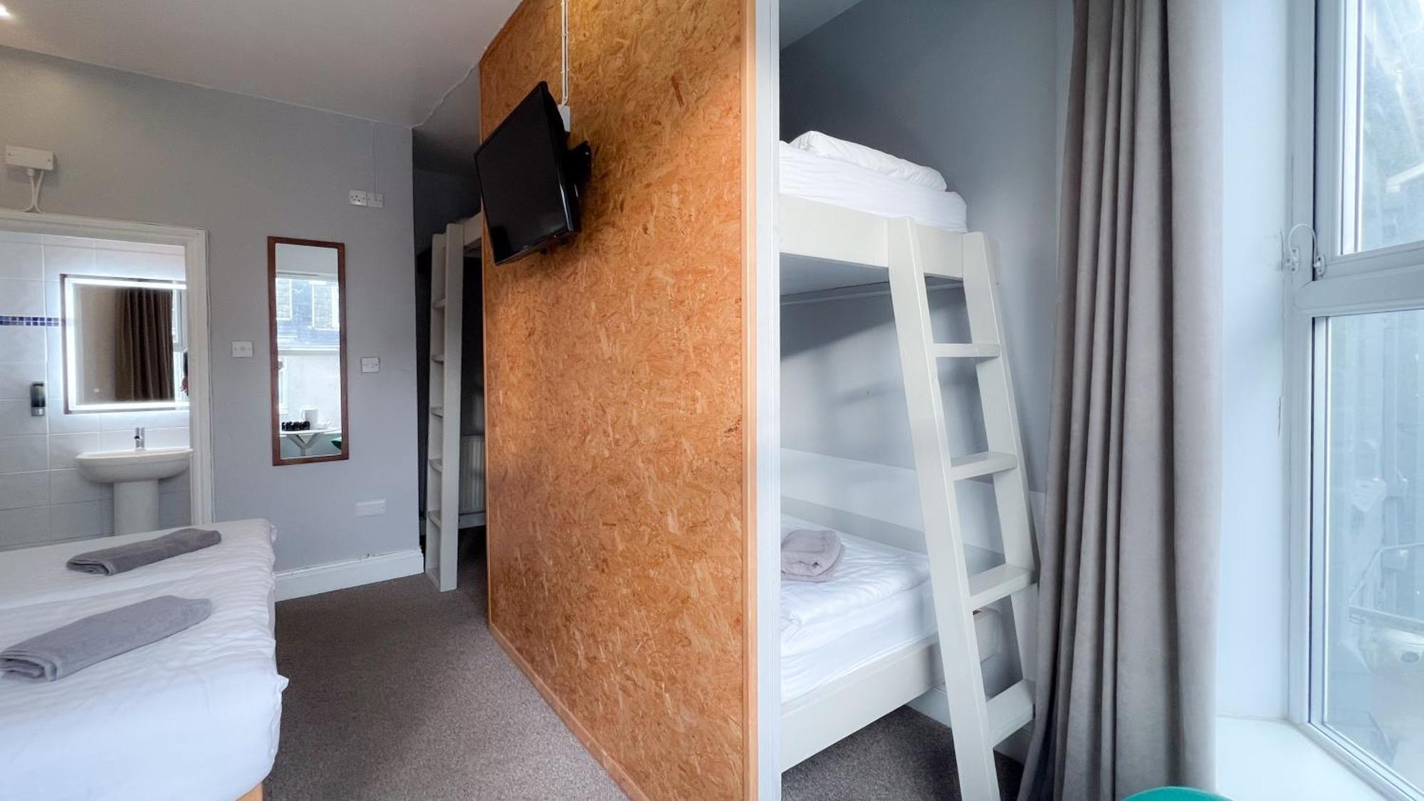 Town Lodge Newquay  Room photo