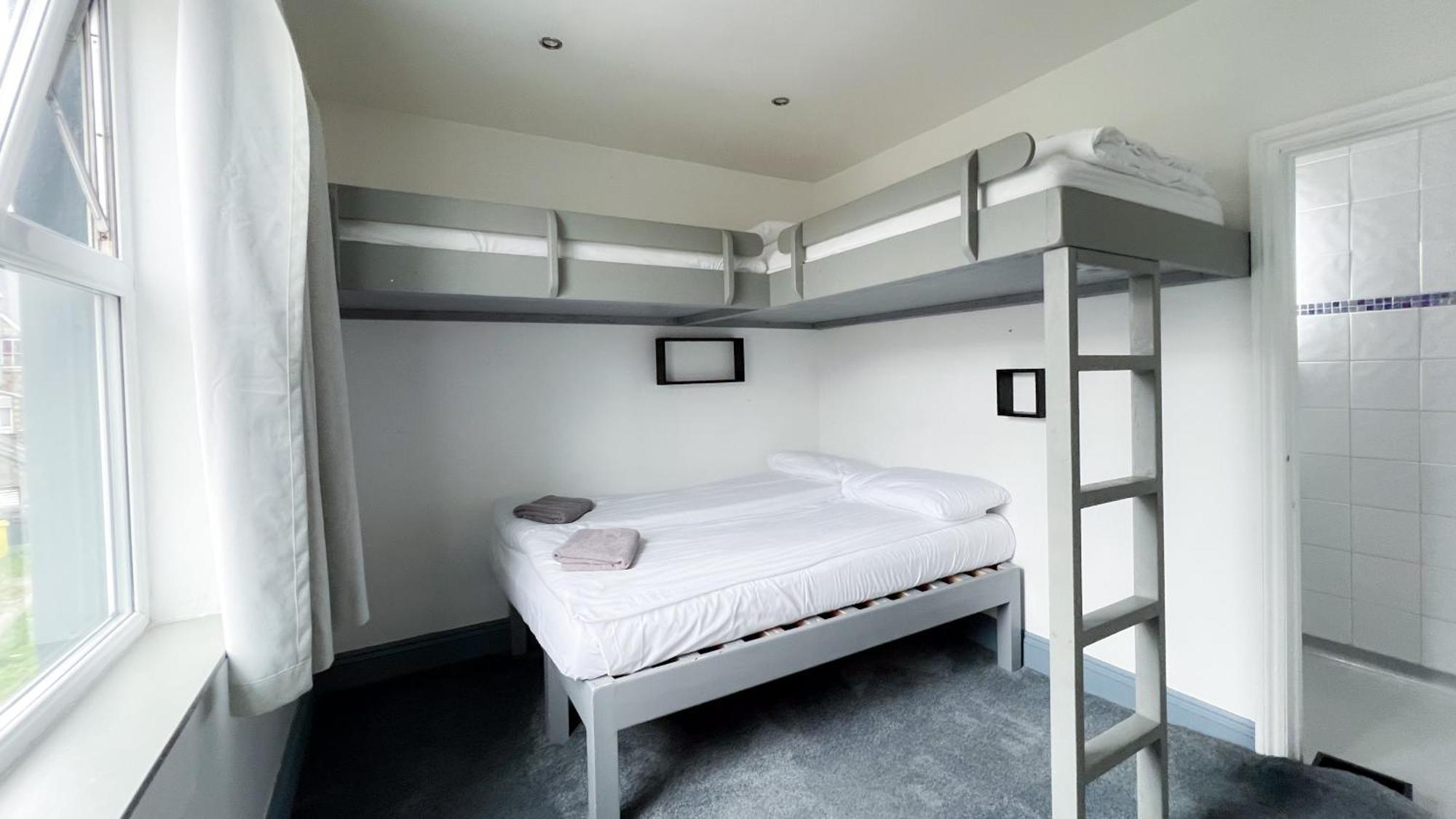 Town Lodge Newquay  Room photo