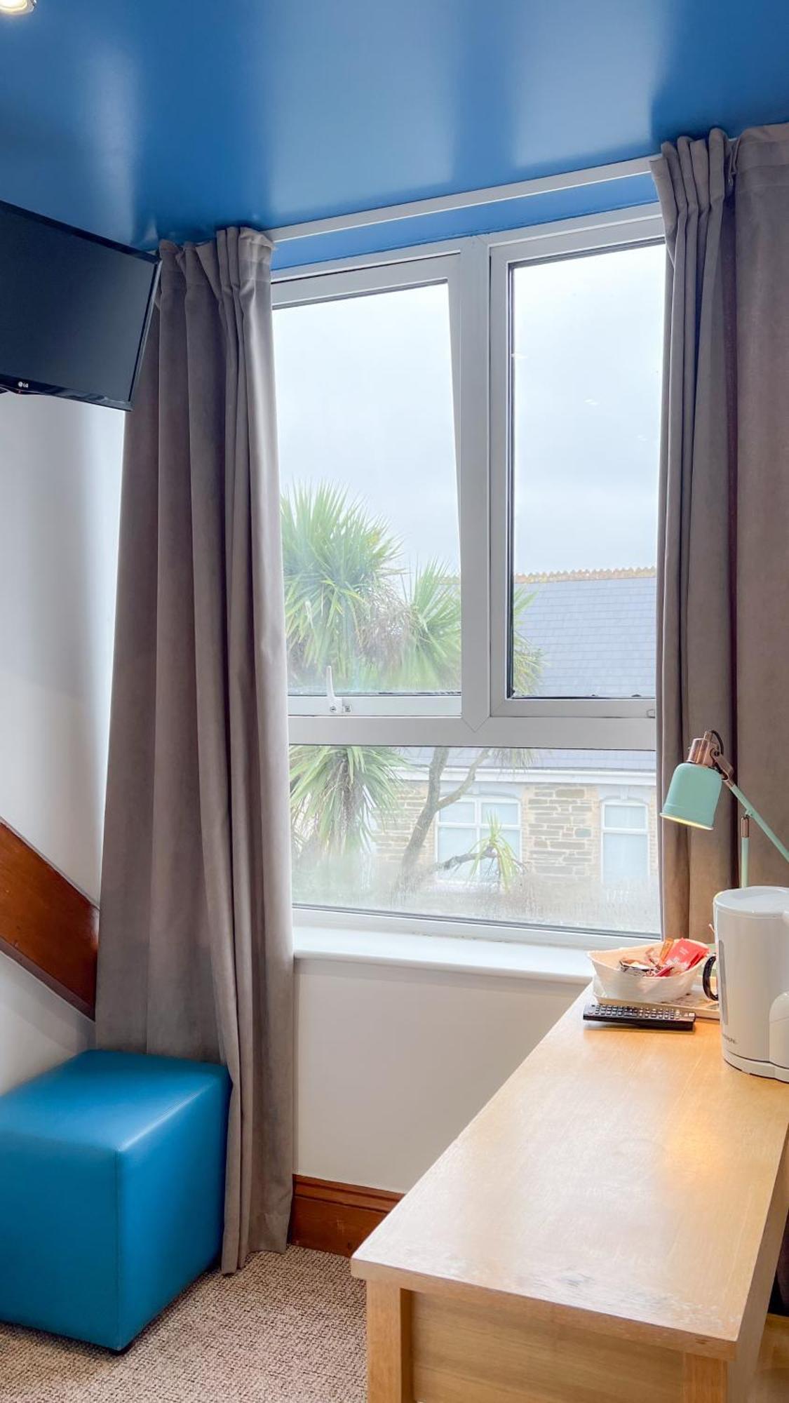 Town Lodge Newquay  Room photo