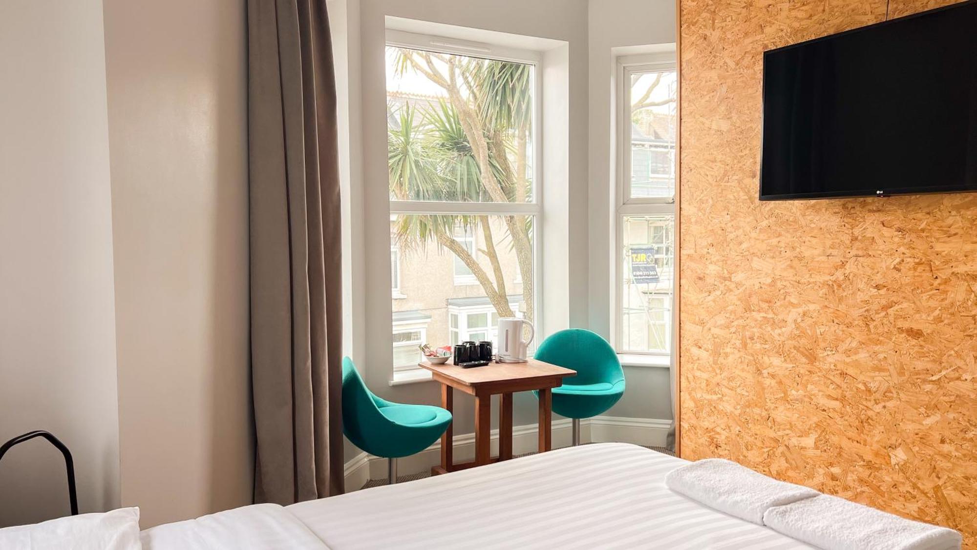 Town Lodge Newquay  Room photo