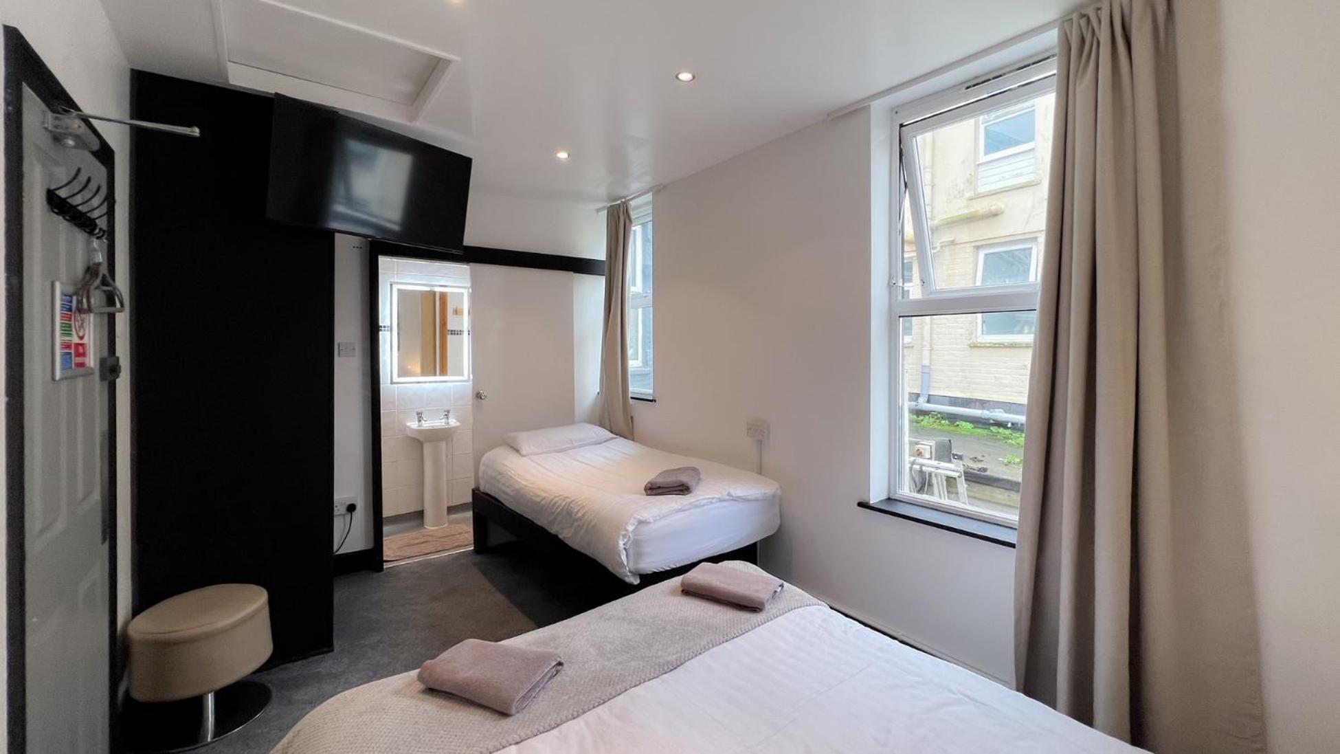 Town Lodge Newquay  Room photo
